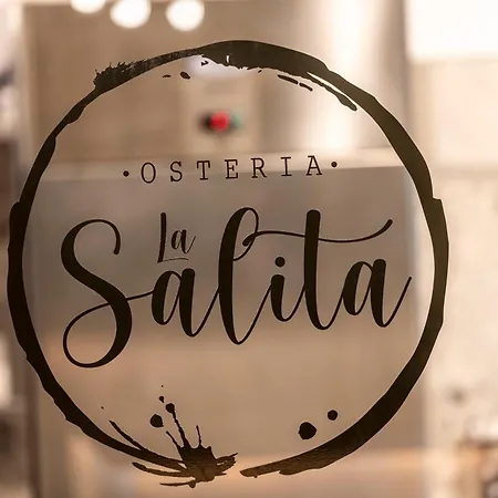 La Salita イン *